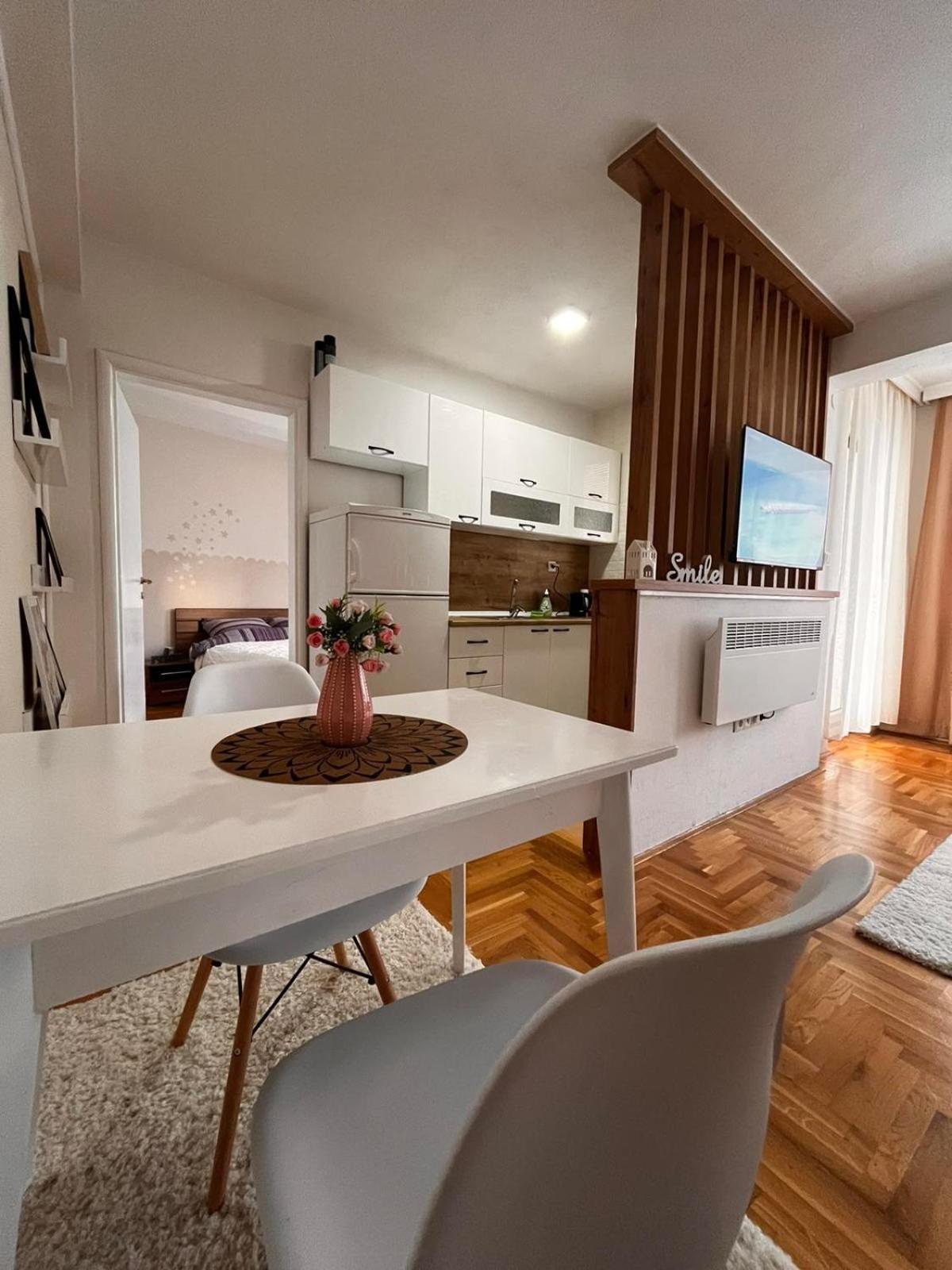 Holiday Konjic Apartment Buitenkant foto